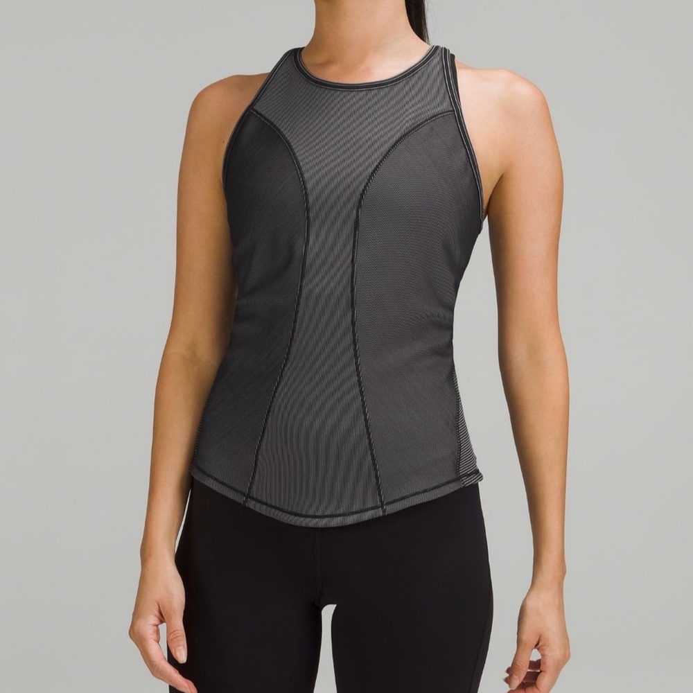 NWT Lululemon Bace Pace Tank Two-Tone Rib ~ Sz 4 ~ Black/Gray